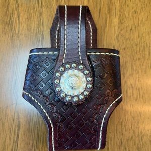 Western Cell phone holder.